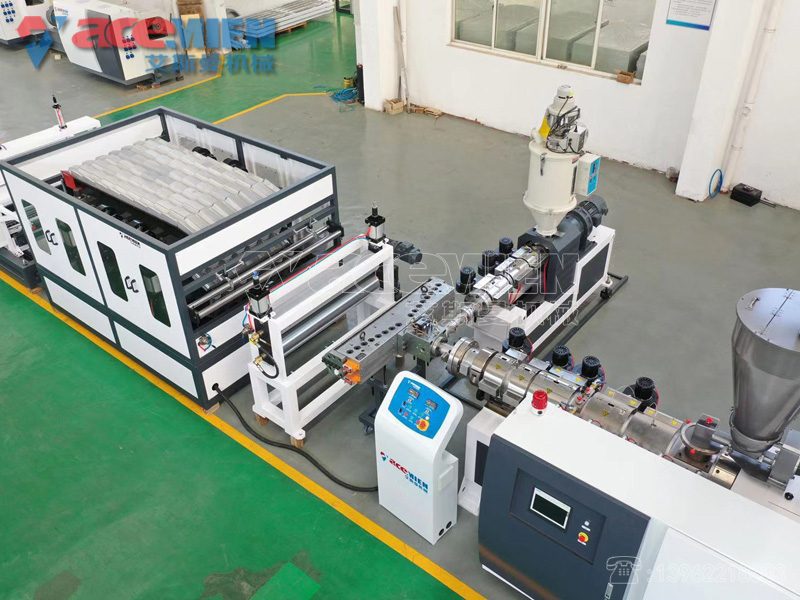 國內合成樹(shù)脂瓦設備廠(chǎng)家 問(wèn)艾斯曼機械