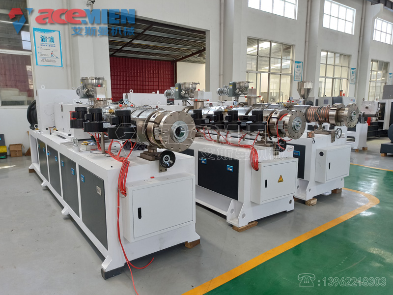 艾斯曼機械 PVC四層覆膜樹(shù)脂瓦生產(chǎn)線(xiàn)