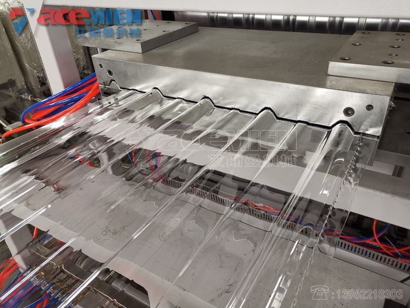840-970mm PC透明波浪瓦生產(chǎn)線(xiàn) PET透明彩鋼瓦設備